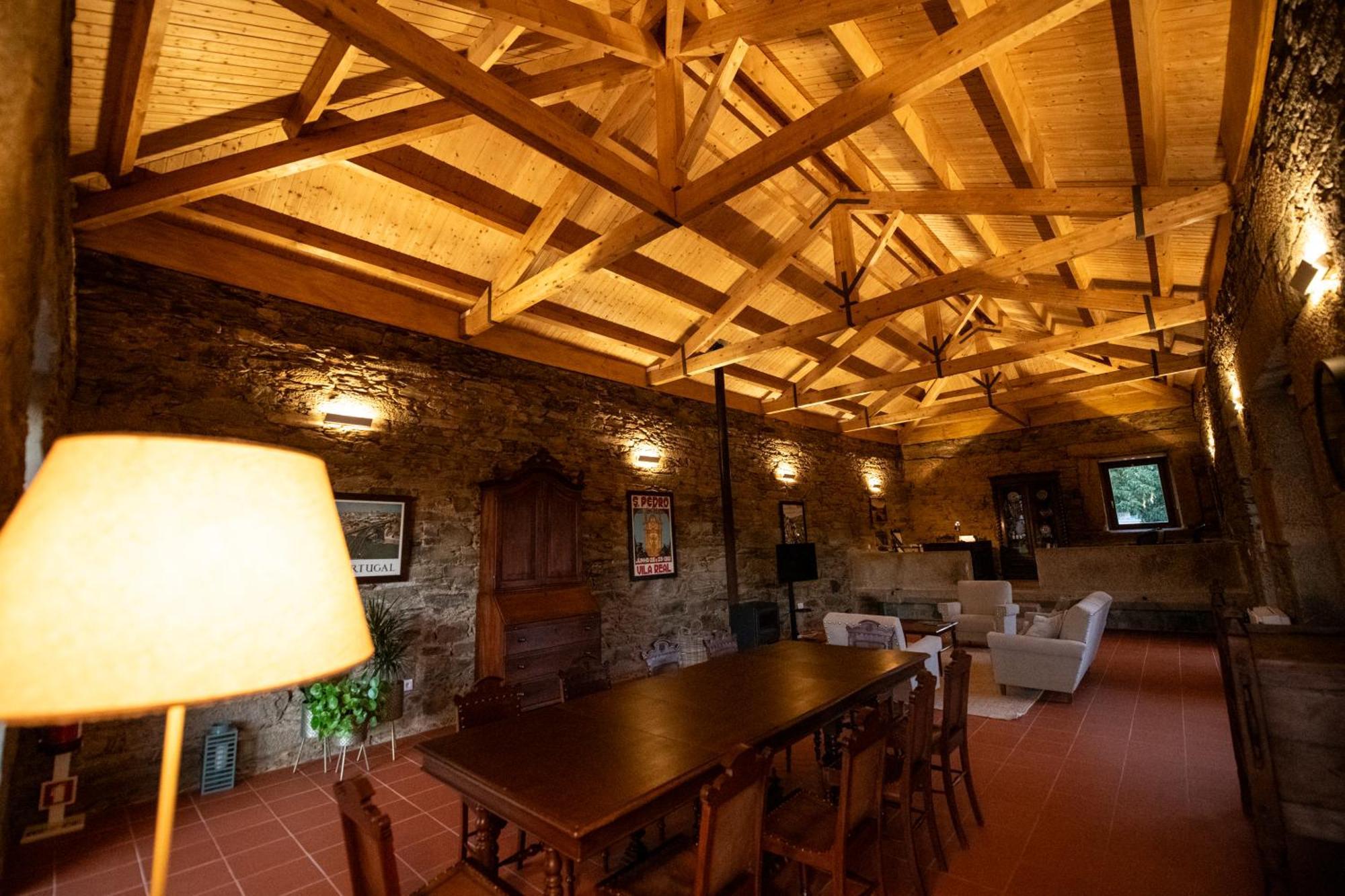 Casa De Tras-O-Muro วีลาเรอัล ภายนอก รูปภาพ