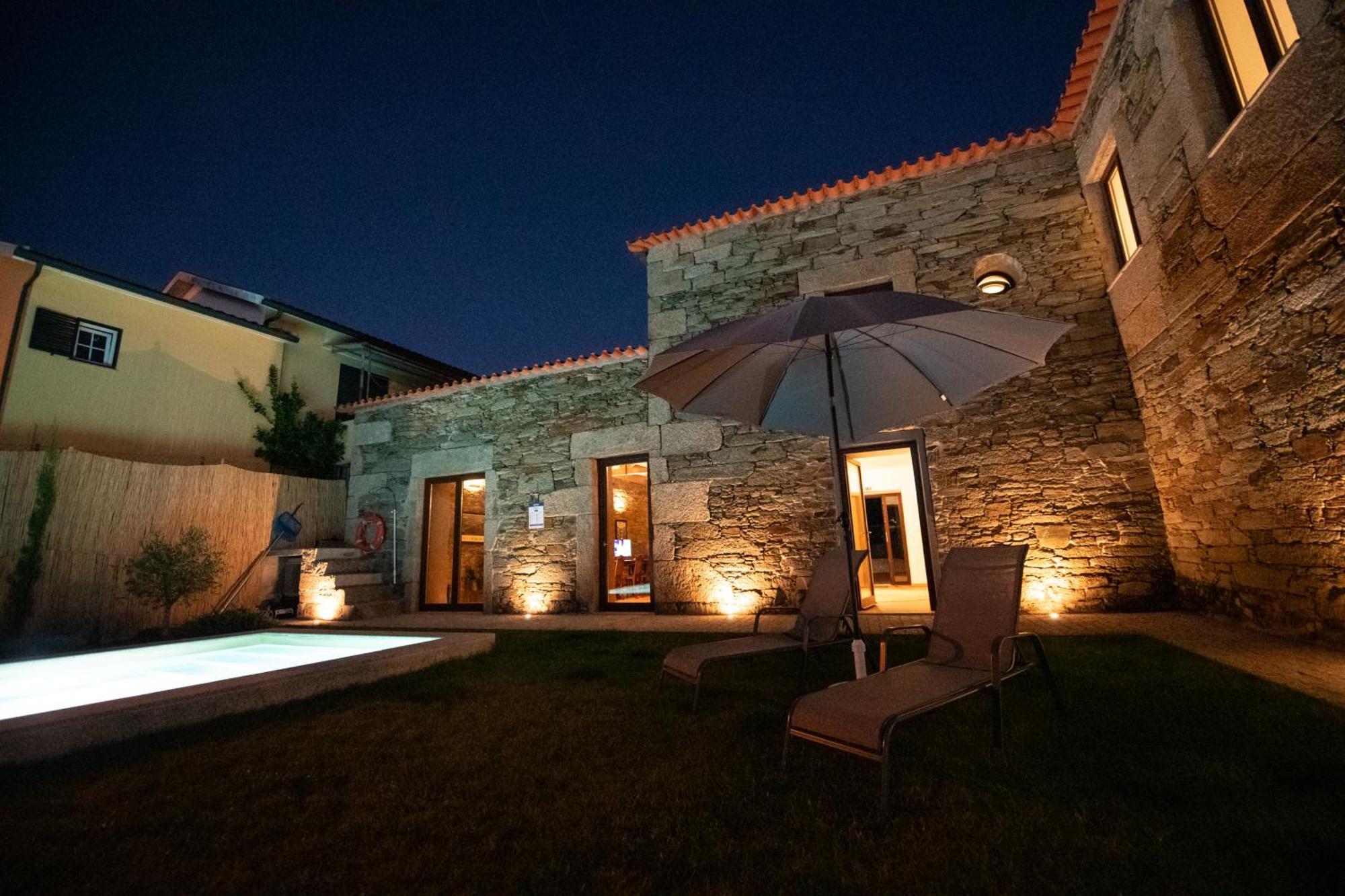 Casa De Tras-O-Muro วีลาเรอัล ภายนอก รูปภาพ