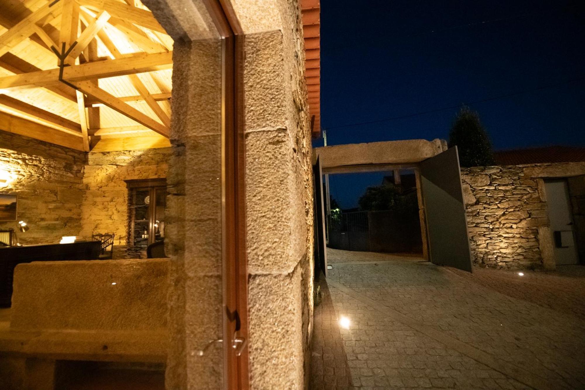 Casa De Tras-O-Muro วีลาเรอัล ภายนอก รูปภาพ